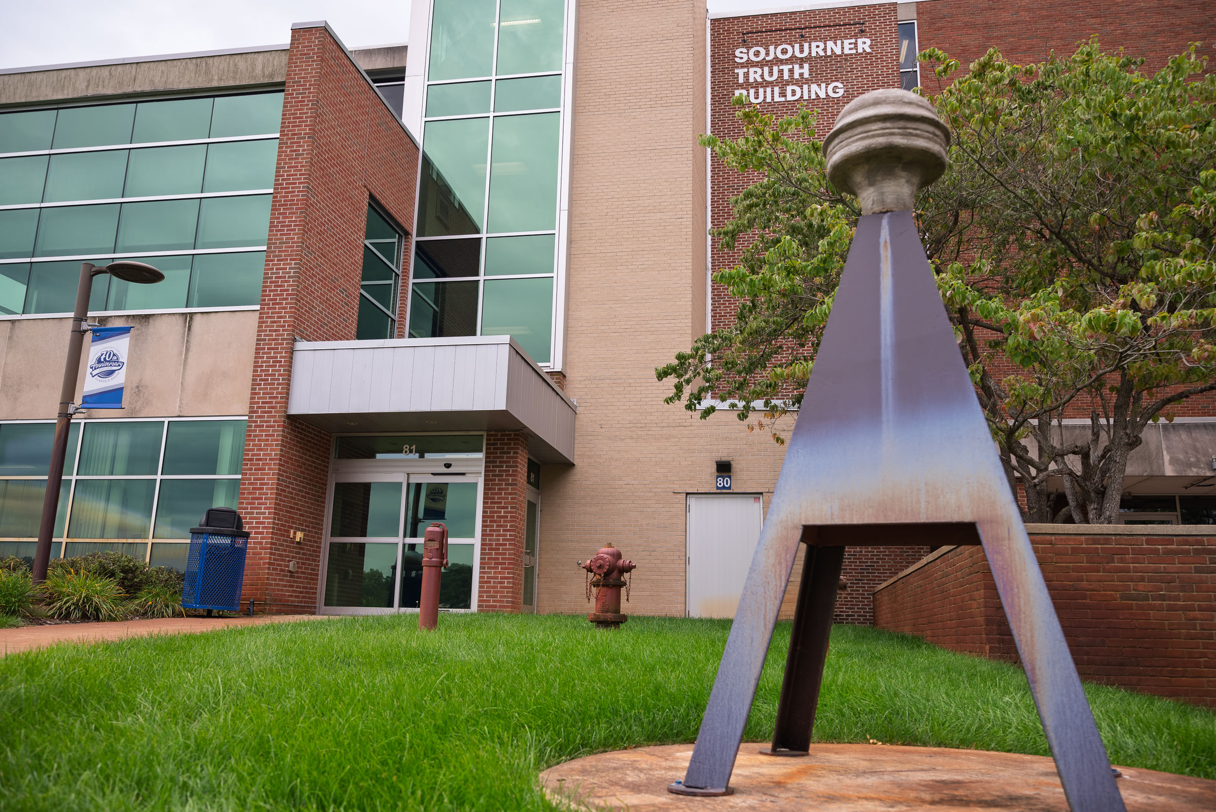 A new sculpture installed in front of the Sojourner Truth Building at Kellogg Community College. (Nick J. Buckley/For Black Squirrel News)